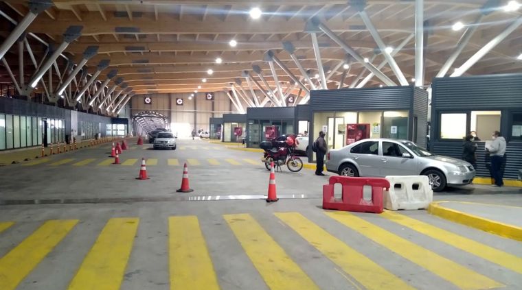 En Los Libertadores ahora realizan test de antígeno aleatorio. Foto: Gentileza Gendarmeria Nacional