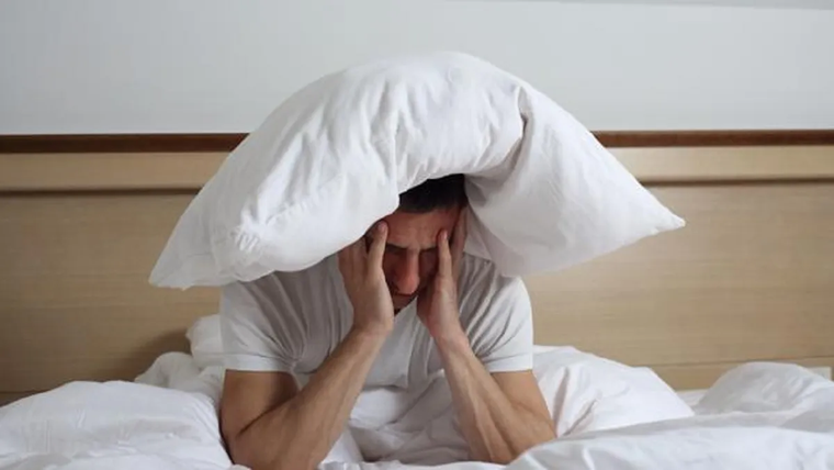 Dormir mal dejó de ser una experiencia aislada para convertirse en un fenómeno colectivo.