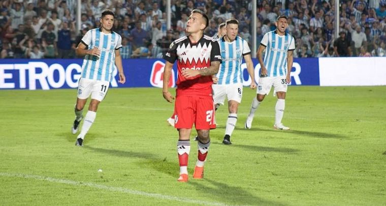 Barco desperdició dos penales. Foto: Captura