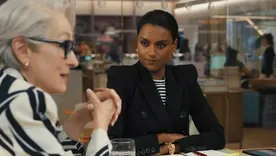 &nbsp;Simone Ashley en El diablo viste a la moda 2.&nbsp;