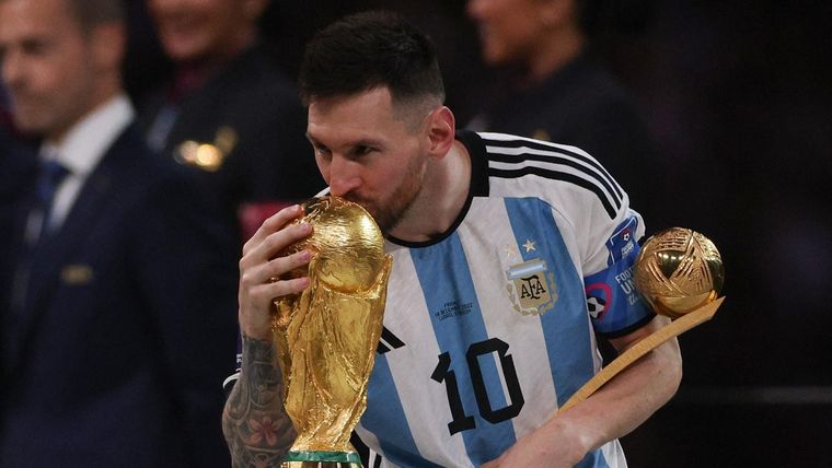 Lionel Messi cumple 39 años en plena disputa de un Mundial.