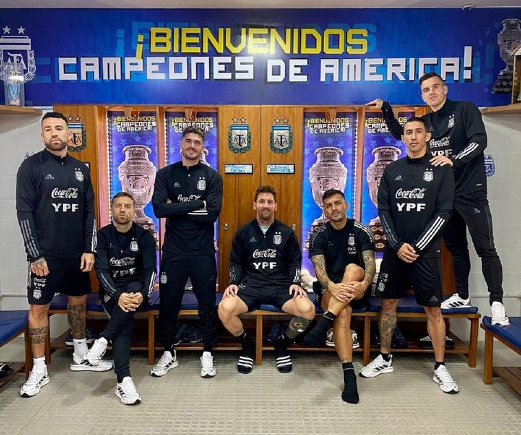 La nueva decoración del vestuario en el predio de Ezeiza. Foto: @Argentina