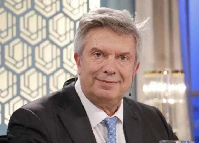 El exdiputado Mauricio DAlessandro anunció su candidatura como legislador porteño.