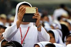 Las instrucciones del papa Francisco a las monjas sobre cómo usar las redes sociales