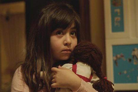 NETFLIX. Bajo la sombra NETFLIX. Bajo la sombra