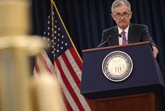 la fed decidio recortar los tipos de interes de referencia casi a cero