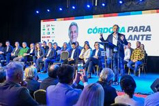 Martín Llaryora presentó en la noche de este lunes, la coalición ampliada Hacemos Juntos Por Córdoba  Foto: Prensa Hacemos Juntos por Córdoba