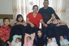 Érica y su esposo ya tenían cuatro hijas mujeres. Buscaban el varón pero nunca se imaginaron que la familia se duplicaría. Foto: gentileza El Doce