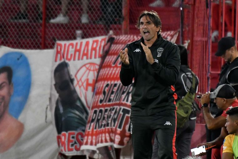 Diego Martínez dejó en claro su postura sobre la posibilidad de que el partido se juegue a puertas cerradas en el Ducó.