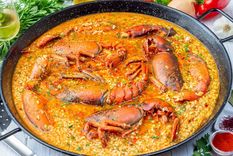 Admira este delicioso arroz con bagovante, una delicia para compartir