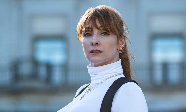 En blanco y negro como Dios la trajo al mundo, la foto de Inspectora Sierra de la que todos hablan Foto: Instagram/ Najwa Nimri