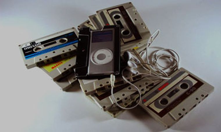 Casco para tu iPod estilo cassette