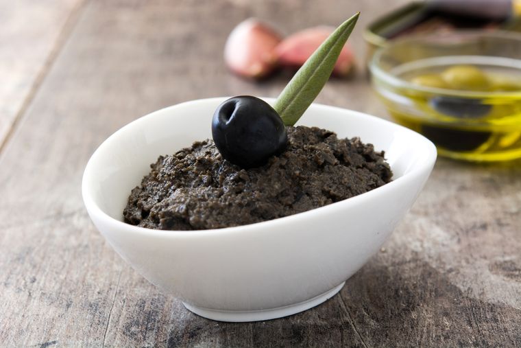 La receta de pasta de aceitunas negras tiene su origen en la región mediterránea, especialmente en países como Italia, Grecia y Francia. La receta de pasta de aceitunas negras tiene su origen en la región mediterránea, especialmente en países como Italia, Grecia y Francia.