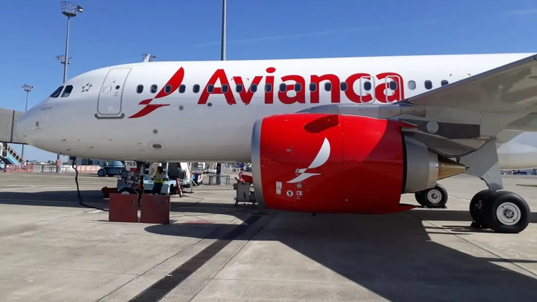 La empresa Avianca incrementará sus vuelos a la ciudad de Buenons Aires. Foto: X