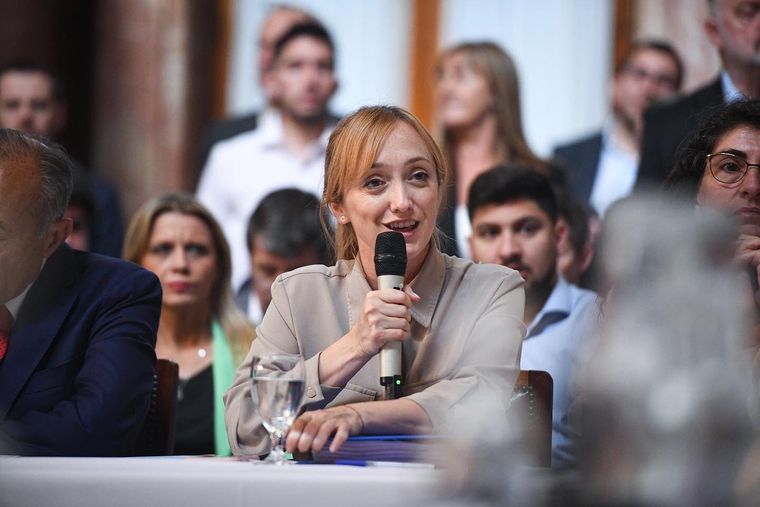 Anabel Fernández Sagasti Foto: Twitter Anabel Fernández Sagasti