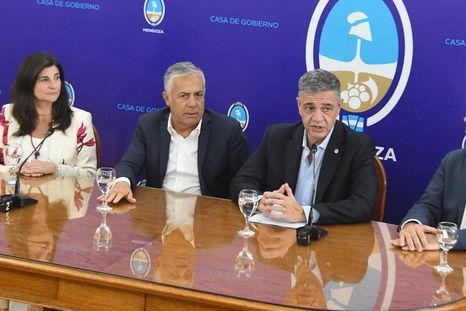 Gabriela Testa, Alfredo Cornejo y Jorge Macri Gabriela Testa, Alfredo Cornejo y Jorge Macri