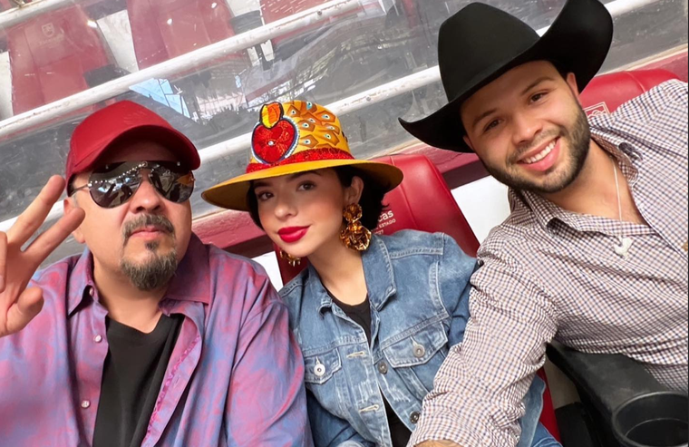 Pepe, Leonardo y Ángela Aguilar son una familia de grandes artistas.