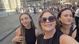 Te pasó alguna vez preparar la valija imaginando el viaje perfecto con tus hijas. Te pasó alguna vez preparar la valija imaginando el viaje perfecto con tus hijas.