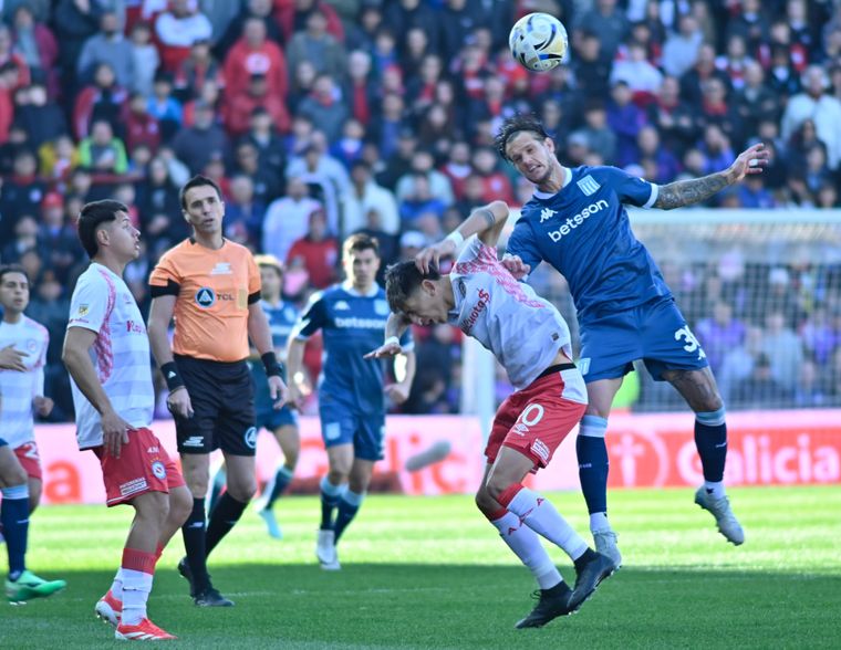 Bruno Zuculini realizó una fuerte autocrítica respecto de las dos caras que muestra Racing en el torneo y la Copa.&nbsp;