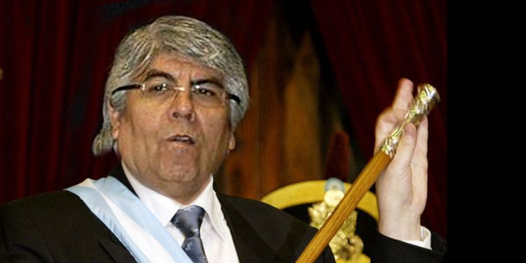 Moyano se mira en el espejo de Lula.