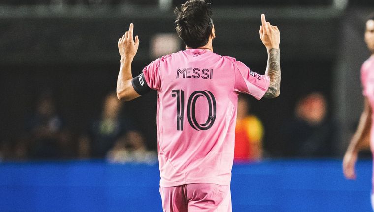 Lionel Messi metió otro doblete clave para Inter Miami y llega entonado para jugar la ultima doble fecha de Eliminatorias con la Selección argentina.