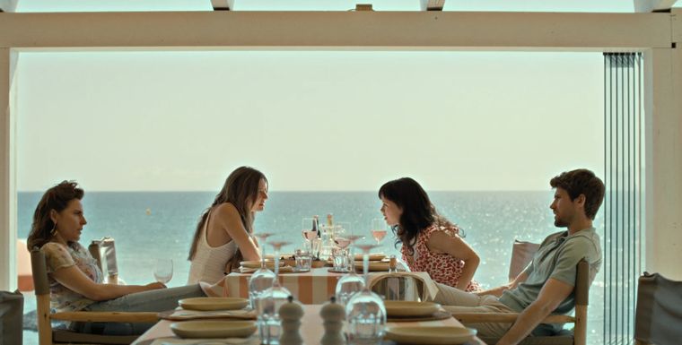 Una película alemana que incomoda, seduce y expone los riesgos del amor en tiempos de estafa emocional. Disponible en Netflix. Foto: Archivo Una película alemana que incomoda, seduce y expone los riesgos del amor en tiempos de estafa emocional. Disponible en Netflix. Foto: Archivo