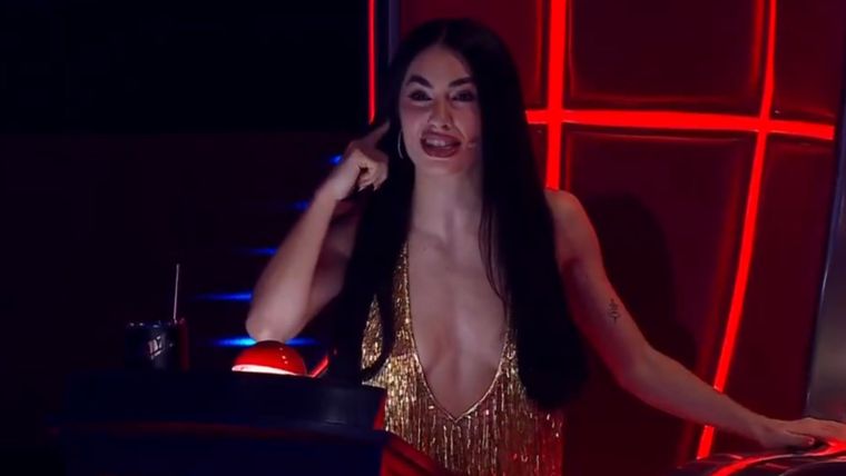 Lali Espósito, coach de la concursante, fue clara y contundente con su devolución. Foto: captura pantalla Telefe.