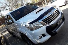 el usado del dia: toyota hilux 2014, inmaculada y primera mano