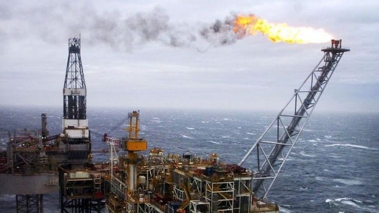 Los precios de petróleo Brent están reflejando el nerviosismo que hay en los mercados ante una posible interrupción del suministro por parte de alguno de los big players del negocio. 
