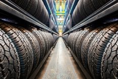 Los neumáticos son uno de los productos alcanzados por la baja de alícuotas. Foto: NA