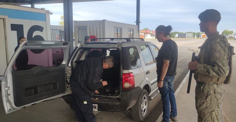 Refuerzan controles de Aduana en los puentes Paysandú-Colón y Fray Bentos-Puerto Unzué Foto: GUBUY