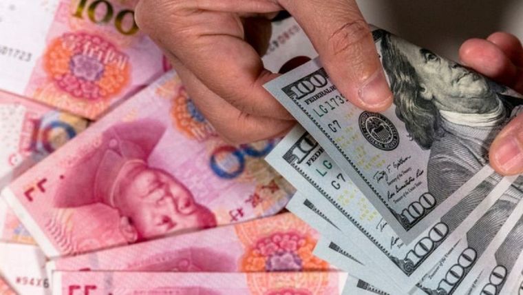 La hawala permite cambiar monedas y enviar dinero sin mover el dinero. Foto: GETTY IMAGES