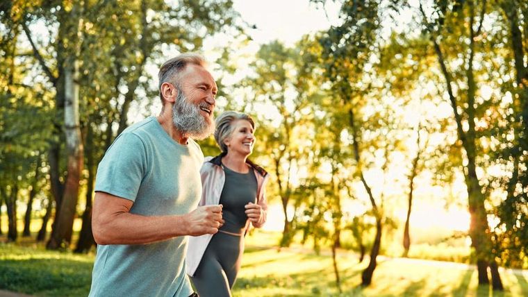 Parejas después de los 55. Parejas después de los 55.