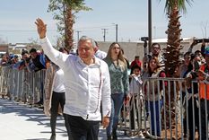 amlo: la triste despedida del presidente de mexico y su hermana