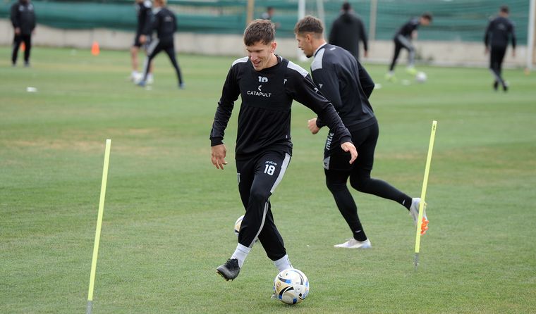 Facundo Lencioni habló de su futuro en Gimnasia y Esgrima y admitió que todavía no hubo contactos con la dirigencia.