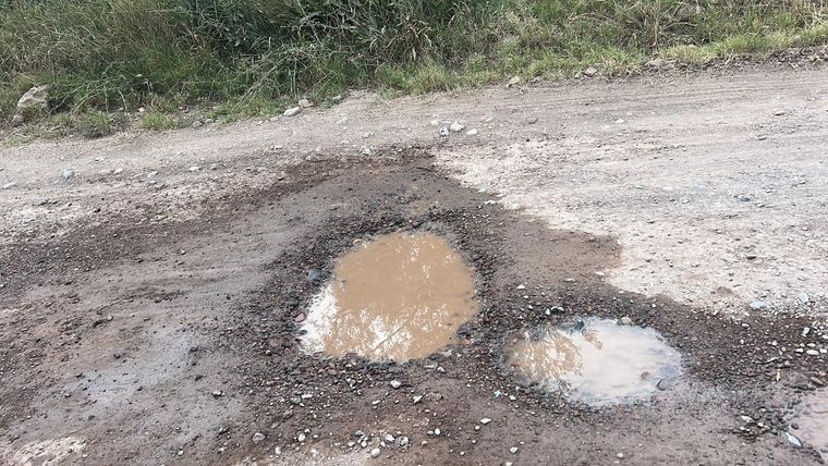 Los vecinos de Vistalba denunciaron que hay caño roto. Foto: Gentileza