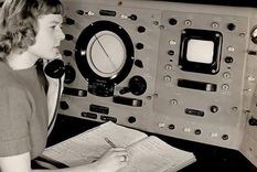 Virginia Norwood en uno de sus primeros trabajos, en los laboratorios del Cuerpo de Señales del ejército. Foto: GENTILEZA VIRGINIA NORWOOD