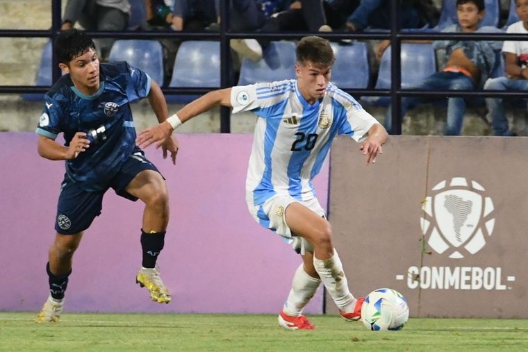 El juvenil argentino Tomás Parmo fue una de las figuras del certamen disputado en Colombia. Foto: Prensa AFA