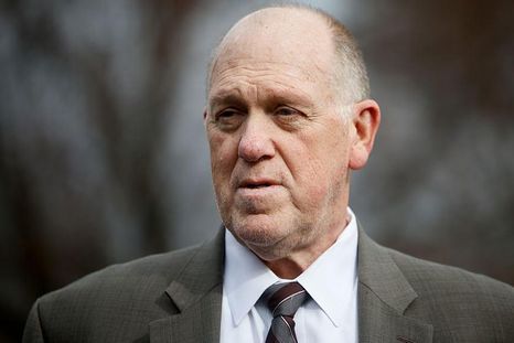 Quién es Tom Homan, el zar de la frontera que Trump envió a Mineápolis tras la muerte de Alex Pretti