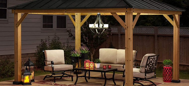 Las pérgolas son ideales para tener un espacio cubierto en el patio. Foto: Gannett-cdn.com, a través de Usa Today