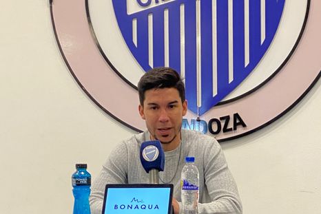 Pol Fernández regresó a Godoy Cruz por un motivo muy particular, según afirmó el presidente de Vélez. Pol Fernández regresó a Godoy Cruz por un motivo muy particular, según afirmó el presidente de Vélez.