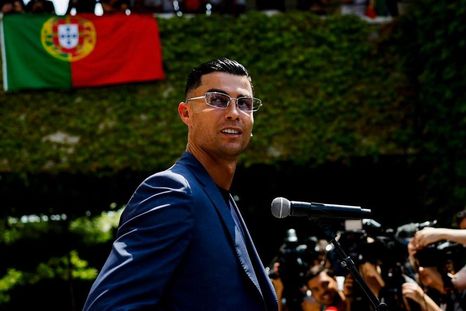 Cristiano Ronaldo partió a la Copa del Mundo con Portugual, que hará base en Florida. Cristiano Ronaldo partió a la Copa del Mundo con Portugual, que hará base en Florida.