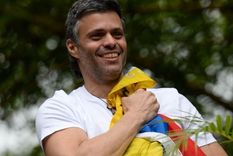 Antes de refugiarse en la embajada española, López llevaba más de cuatro años tras las rejas o en arresto domiciliario.