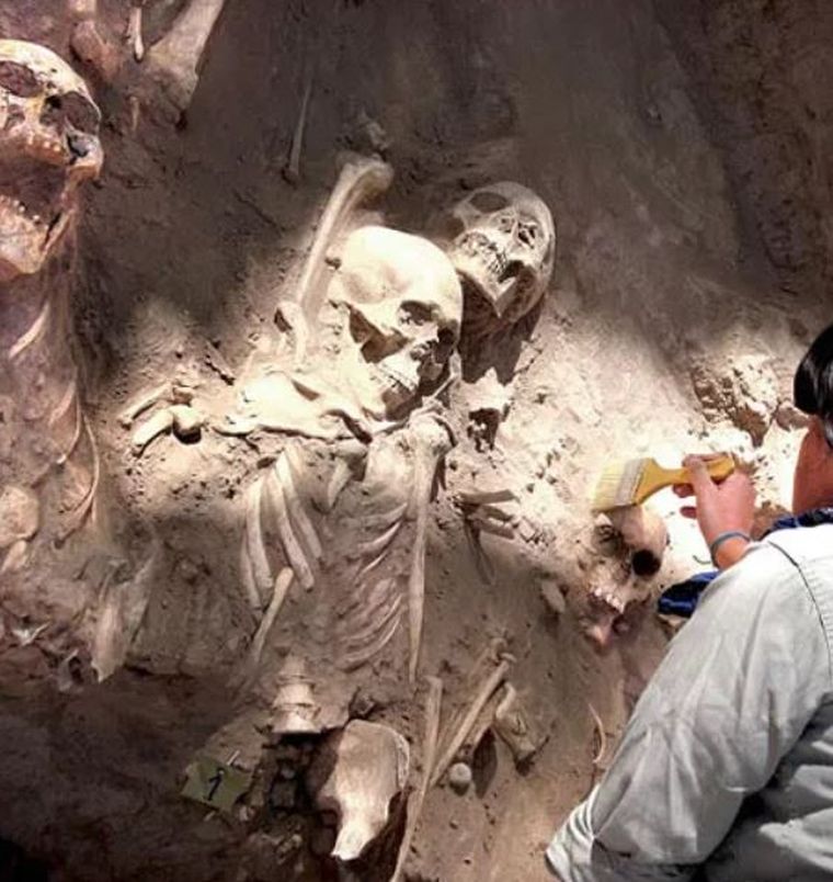 Restos humanos identificados en Maipú. Restos humanos identificados en Maipú. 