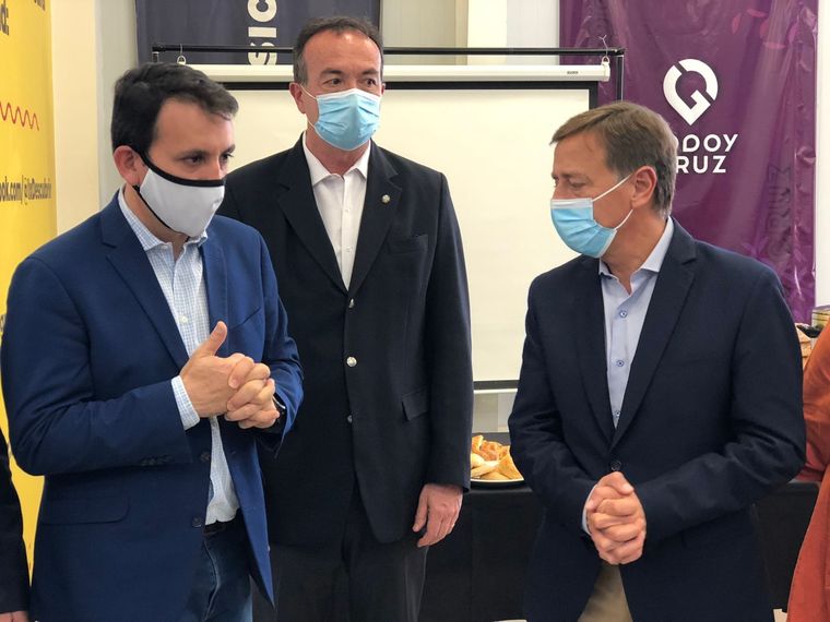 Tadeo García Zalazar, Garbiel Fidel y Rodolfo Suarez. Tadeo García Zalazar (izquierda), Gabriel Fidel (centro) y Rodolfo Suarez. Foto: Twitter Gabriel Fidel