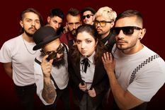 la skandalosa tripulacion lanzo su nuevo disco intimo deluxe la skandalosa tripulacion lanzo su nuevo disco intimo deluxe