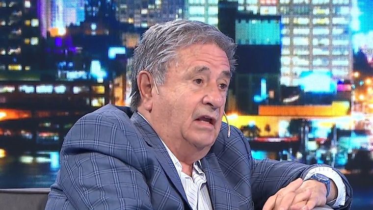 Duhalde habló de un posible golpe de estado y preocupó a buena parte de la sociedad argentina