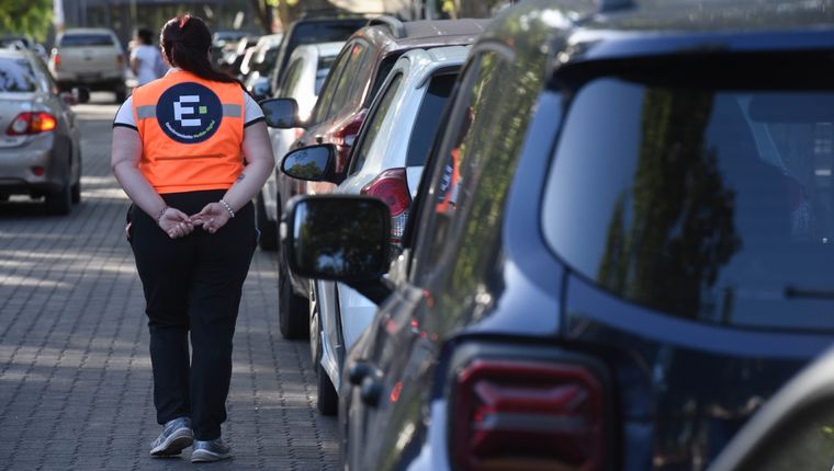 El Estacionamiento Medido Digital está vigente desde hace 45 días. Foto: MARCOS GARCIA