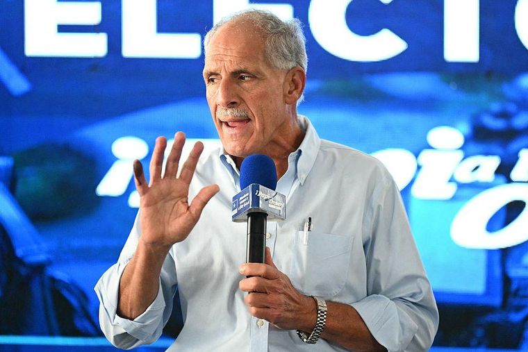 Asfura recibió el apoyo de Trump días antes de la elección. Asfura recibió el apoyo de Trump días antes de la elección.