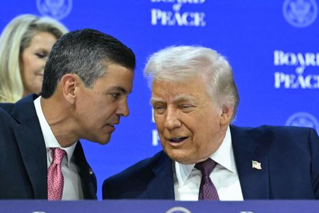 El acuerdo otorga "privilegios, exenciones e inmunidades" al personal de EE.UU. en Paraguay. El acuerdo otorga "privilegios, exenciones e inmunidades" al personal de EE.UU. en Paraguay.